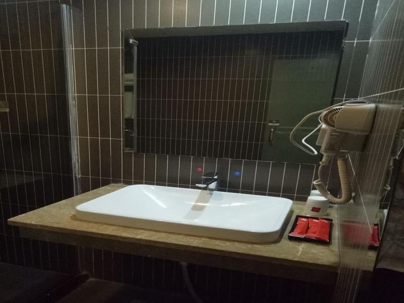 Thank Inn Plus Hotel Jiangxi Fuzhou Jinxi County Government Square Экстерьер фото